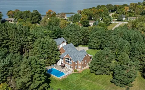 3191 Crestwood Drive NE Alexandria MN 56308