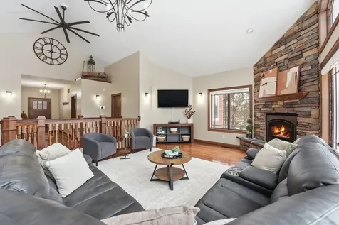 3191 Crestwood Drive NE Alexandria MN 56308