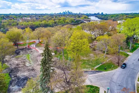 98 Mississippi River Blvd N - Lot Saint Paul MN 55104
