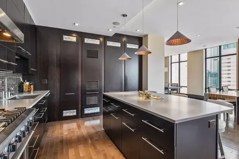 201 S 11th Street Minneapolis MN 55403