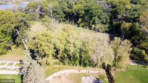 171 Red Oaks Drive Vadnais Heights MN 55127