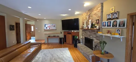 171 Red Oaks Drive Vadnais Heights MN 55127