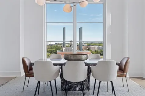 1111 W River Parkway Minneapolis MN 55415