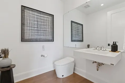 1111 W River Parkway Minneapolis MN 55415