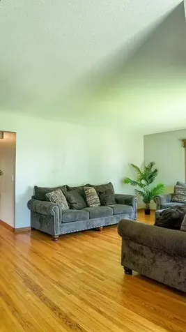 3401 Mcnair Drive N Robbinsdale MN 55422