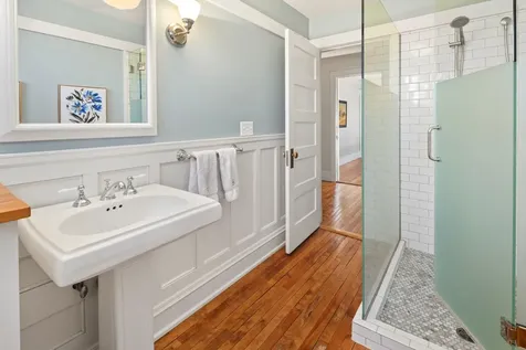 2774 W Lake Of The Isles Parkway Minneapolis MN 55416