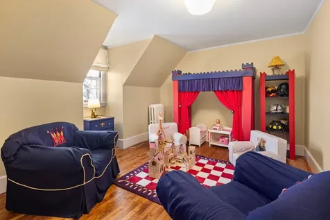 2774 W Lake Of The Isles Parkway Minneapolis MN 55416