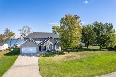 42221 Ukkelberg Drive Clitherall MN 56524