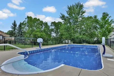 6745 Wildflower Drive S Cottage Grove MN 55016