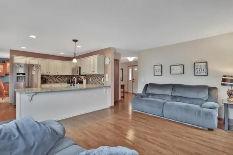 6745 Wildflower Drive S Cottage Grove MN 55016