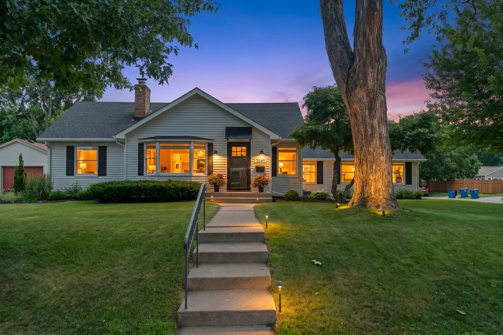 7045 Oliver Avenue S Richfield MN 55423