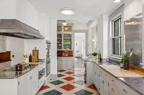 30 Crocus Place Saint Paul MN 55102
