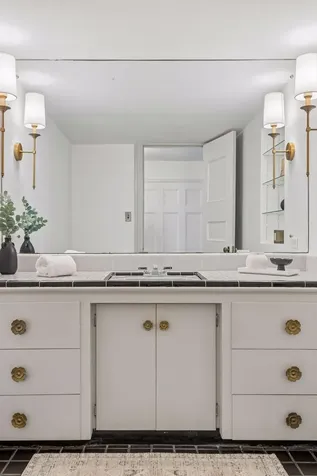 30 Crocus Place Saint Paul MN 55102