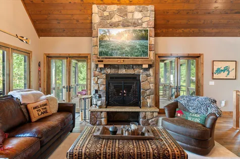 38017 Donaldson Point Pine River MN 56474