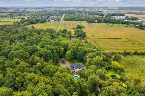 1224 Us Highway 12 Roberts WI 54023
