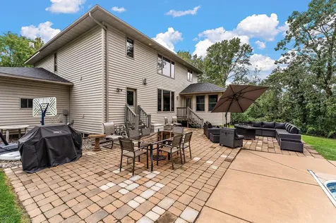 1224 Us Highway 12 Roberts WI 54023
