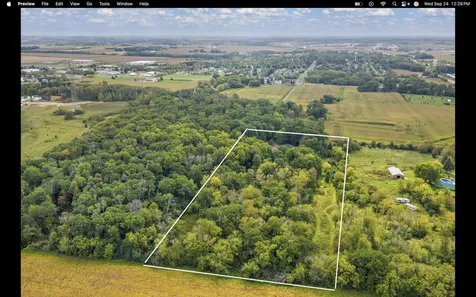 1224 Us Highway 12 Roberts WI 54023