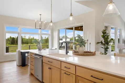 4938 Parkside Circle Eagan MN 55123