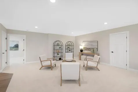 4938 Parkside Circle Eagan MN 55123