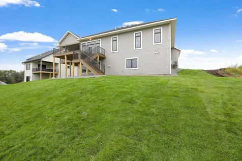 4938 Parkside Circle Eagan MN 55123