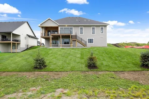 4938 Parkside Circle Eagan MN 55123