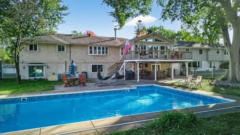 8710 60th Avenue N New Hope MN 55428