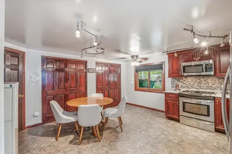 8710 60th Avenue N New Hope MN 55428