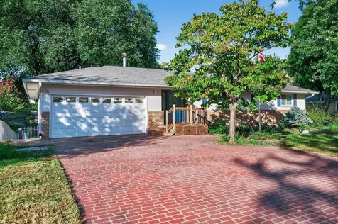 8710 60th Avenue N New Hope MN 55428