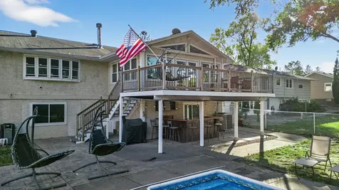 8710 60th Avenue N New Hope MN 55428