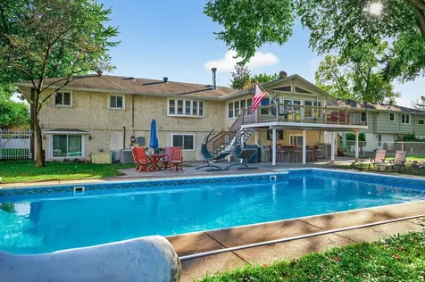8710 60th Avenue N New Hope MN 55428