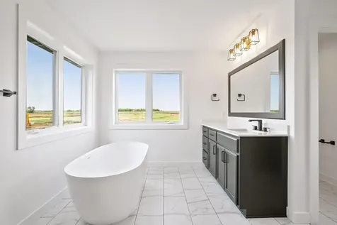 4928 Parkside Circle Eagan MN 55123