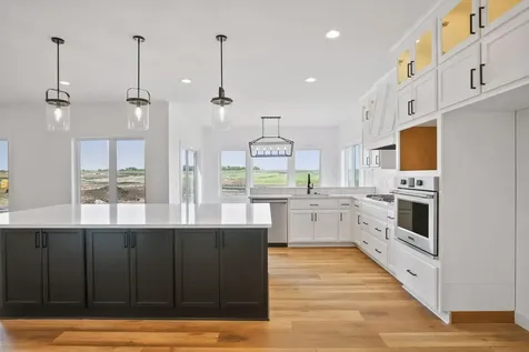 4928 Parkside Circle Eagan MN 55123