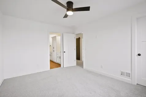 4928 Parkside Circle Eagan MN 55123