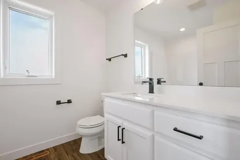4928 Parkside Circle Eagan MN 55123