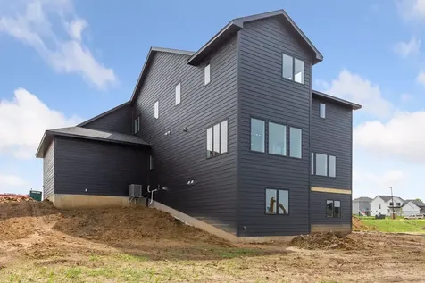 4928 Parkside Circle Eagan MN 55123