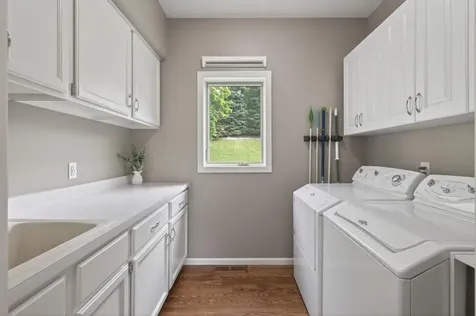 14520 47th Avenue N Plymouth MN 55446