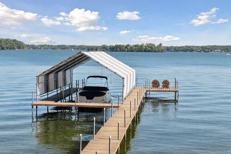 215 W Point Road Tonka Bay MN 55331
