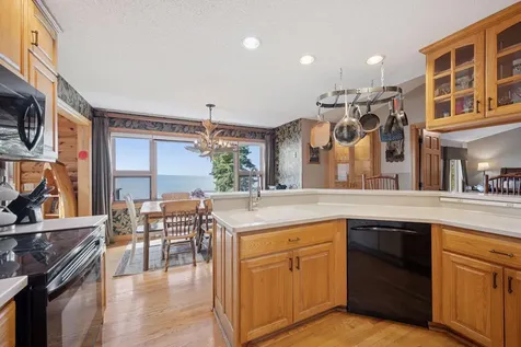 43421 Vista Road Isle MN 56342