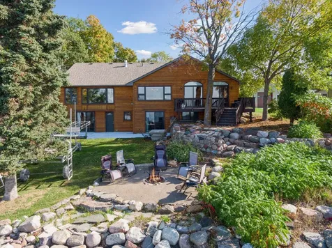 43421 Vista Road Isle MN 56342