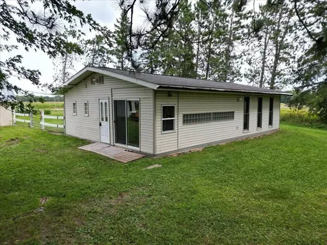 18444 290th Avenue Holcombe WI 54745