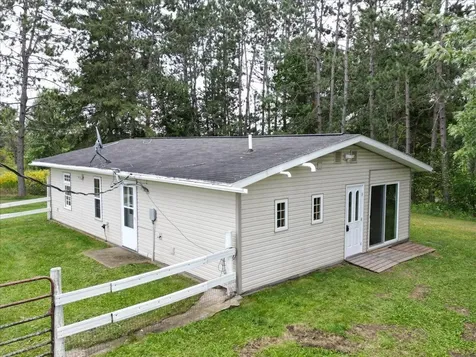 18444 290th Avenue Holcombe WI 54745