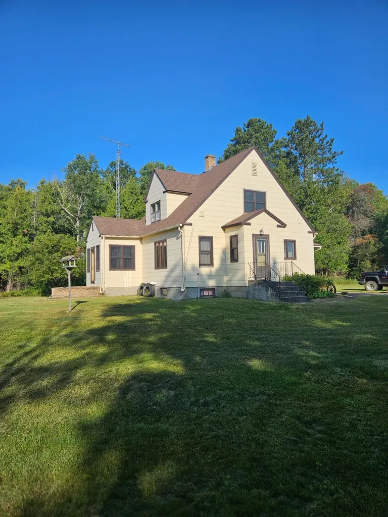 6402 Krull Street Baudette MN 56686