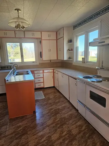 6402 Krull Street Baudette MN 56686