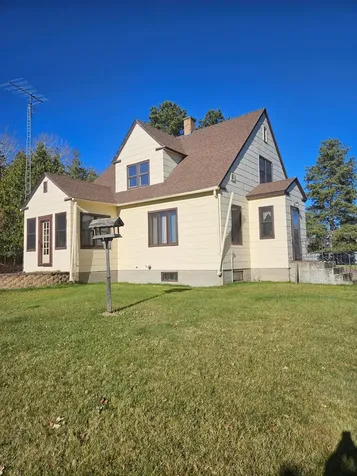 6402 Krull Street Baudette MN 56686