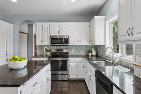 14255 Footbridge Way Apple Valley MN 55124