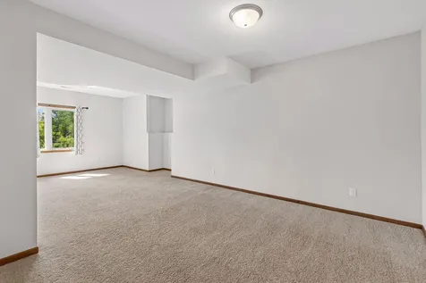 14255 Footbridge Way Apple Valley MN 55124