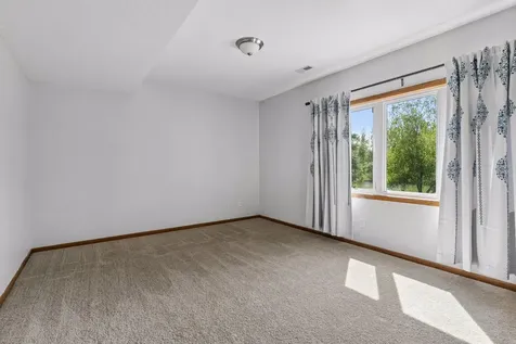 14255 Footbridge Way Apple Valley MN 55124