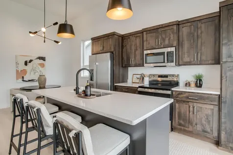 2522 38th Avenue S Moorhead MN 56560