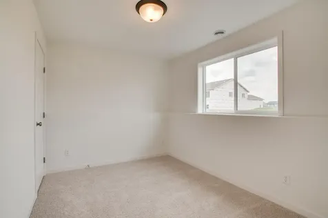 2522 38th Avenue S Moorhead MN 56560