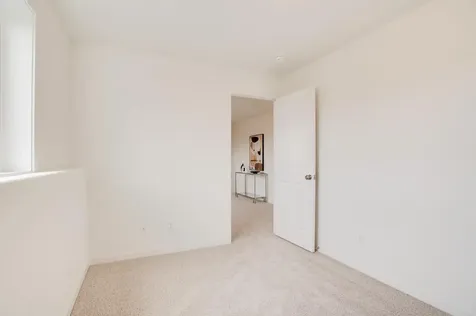 2522 38th Avenue S Moorhead MN 56560